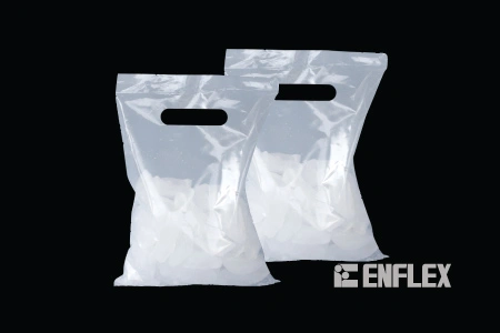 Imagen de previsualización de Bolsas para hielo con manilla 2 Kg - Enflex, Fábrica de bolsas plásticas